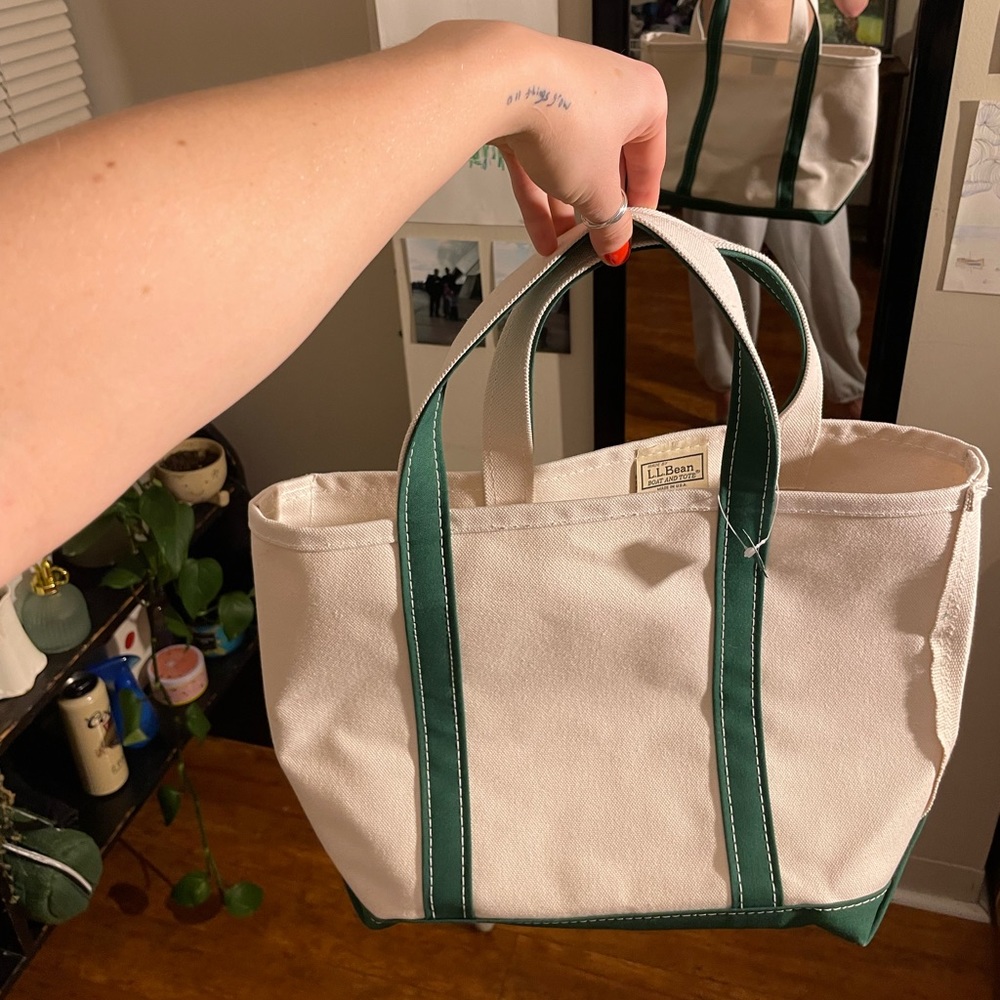 Green and Cream Tote Bag